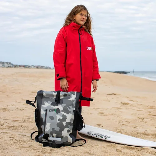 Vista 16 de COR Surf Swim Parka for Youth and Adults Heavy-Duty Weatherproof Swimming Jacket with Size Options for Men, Women and Kids