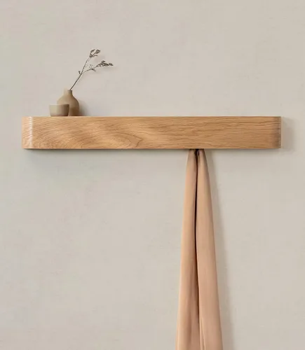 Vista 14 de Kazai. Perchero de pared 'Toke' - Perchero de diseño moderno con ganchos de pared ocultos - Perchero de panel de chapa de madera maciza - Roble