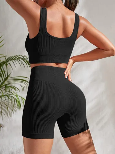 Vista 3 de YWBIN Conjunto de entrenamiento de 4 piezas para mujer, sin costuras, acanalado, cintura alta, pantalones cortos de yoga con brasier deportivo