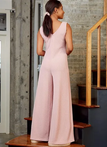 Vista 7 de McCall's M8245A - Paquete de patrón de costura de pierna ancha para señoritas, overol, banda y bata, código de diseño M8245, tallas XS-S-M-L-XL/XXL