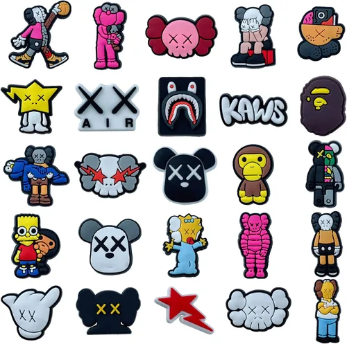 Vista 3 de hitioCC 100 Pack Randow Cute Cartoon Anime Shoe Charms Charma for Boys Girls, Cool Charms Bulk Pins for Kids, Toddler Charms Accessories for Shoe