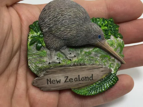 Vista 4 de WitnyStore Tiny Kiwi Flightless Bird Nueva Zelanda Australia Oceanía Atracciones Turísticas Resina Refrigerador Imán Viajero Recuerdo Regalo Memento