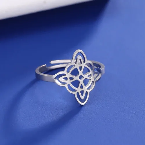 Vista 2 de Dreamtimes Anillo de nudo de bruja para mujer, de acero inoxidable, con barra abierta, ajustable, celta, cuaternario, nudo de bruja, amuleto