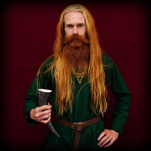 Vista 2 de Mythrojan Taza vikinga con cuerno de beber, 100% auténtica, de búfalo natural, de inspiración medieval, taza de vino vikingo Mead Ale con bolsa