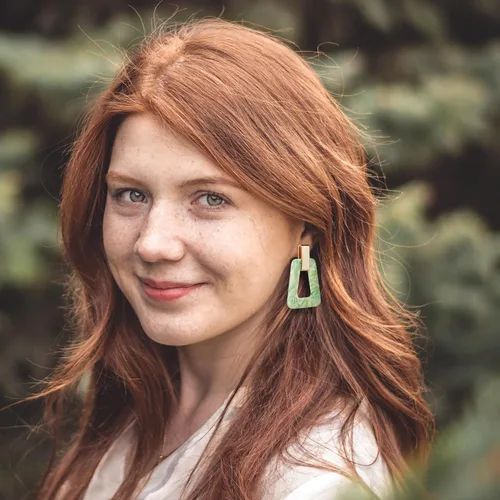 Vista 18 de Aretes geométricos acrílicos – Aretes colgantes ligeros de resina moteada para fiestas o vacaciones