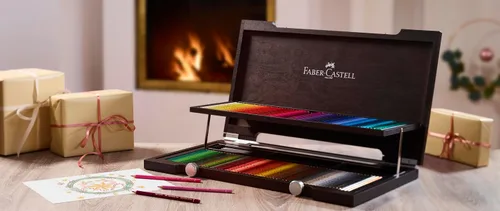 Vista 3 de Polychromos caja de madera de 120 lápices