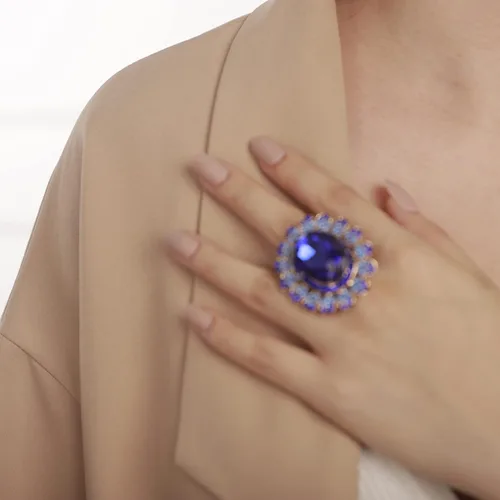 Vista 3 de Anillo de declaración de cristal azul dorado antiguo para mujer, anillo ovalado de diamantes de imitación, anillo de cóctel exagerado, anillo