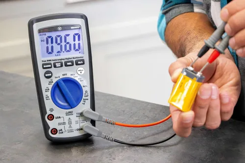 Vista 7 de Westinghouse Multímetro digital de rango automático de 1000 V True RMS, voltímetro CA/CC y corriente de 10 A, continuidad, frecuencia, temperatura