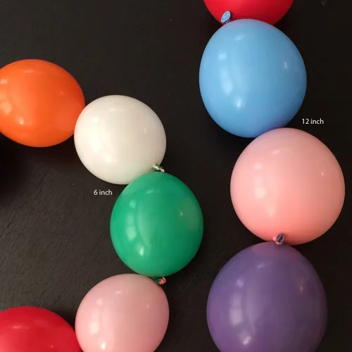 Vista 4 de Link-o-Loon - Globos de látex con aguja, 12 pulgadas, color negro (juego de 30)