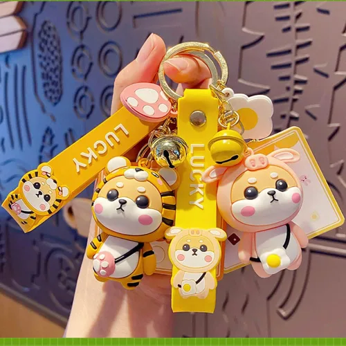 Vista 5 de HSYHERE - Lindo llavero de PVC Shiba Inu para mujer regalo creativo de Año Nuevo colgante de animales llave de automóvil llavero de metal
