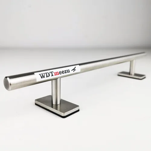 Vista 3 de Diapasón Rail Redondo Prop Profesional para Monopatín de Dedo Hecho de Metal 10" Largo