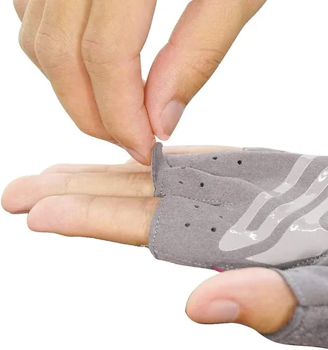 Vista 5 de Luwint Guantes de yoga sin dedos para mujer, antideslizantes, acolchados, para pilates, fitness, entrenamiento, entrenamiento, ejercicio, accesorios