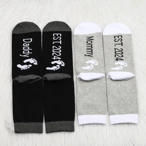 Vista 4 de MBMSO Regalos para nuevos padres, calcetines para mamá y papá, regalos de revelación de embarazo para padres por primera vez