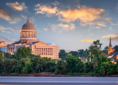 Vista 2 de Noah - Rompecabezas de Jefferson City, Missouri, Estados Unidos, vista del centro en el río Missouri con el Capitolio del Estado, 1000 piezas