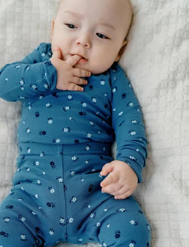 Vista 201 de AVAUMA Conjunto de pijama de algodón para bebés y niñas de 6 meses a 7 años