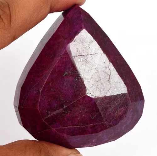 Vista 3 de GEMHUB Rare Huge Museo Rojo Rubí 973.30 Ct Coleccionable Pear Ruby, Piedra preciosa Rubí Natural Certificada Grande Talla Rubí AS-002, Gema
