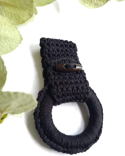 Vista 3 de Anillo de toallas de cocina colgante - Toallero para toallas de cocina con lazo para colgar - Percha de toalla de cocina regalo único de Negro