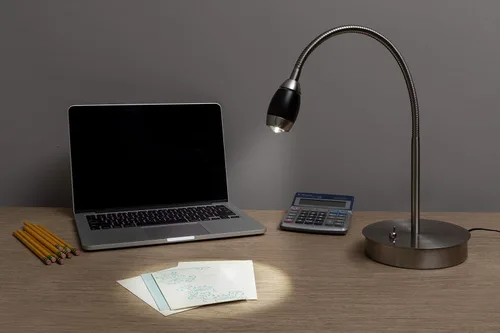 Vista 2 de daylight24 202071-04 Lámpara de escritorio LED con haz ajustable, 19.5 x 8.47 x 5.9 pulgadas, níquel cepillado/negro
