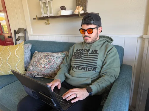 Vista 8 de 99.9% Blue Light Blocking Glasses, AR Coating, Computer Screens Gaming for Men Women, Stop Eyestrain, Better Sleep