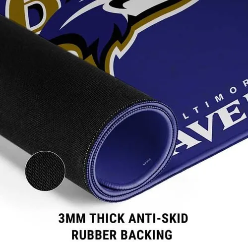Vista 4 de Skinit Alfombrilla de mouse pequeña para juegos, diseño desgastado con licencia oficial de Baltimore Ravens con bordes cosidos, impermeable, base