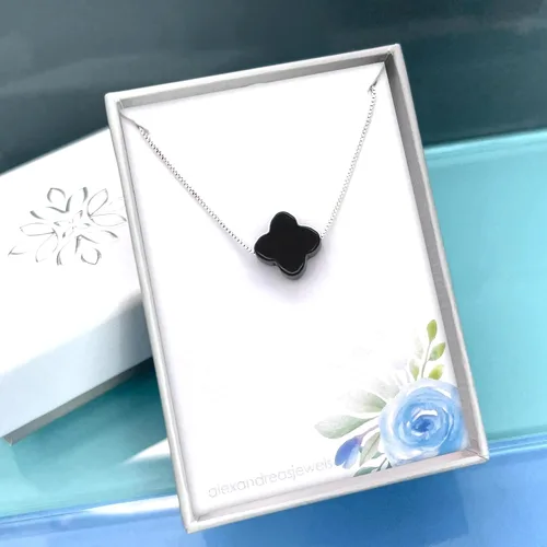 Vista 5 de Collar de trébol de ónix negro para mujer, cuentas de trébol de ónix negro en cadena de plata de ley, collar de gargantilla de buena suerte