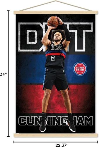 Vista 7 de Trends International NBA Detroit Pistons - Póster de pared de Cade Cunningham 23, 22.37 x 34.00 pulgadas, paquete de impresión premium y colgador