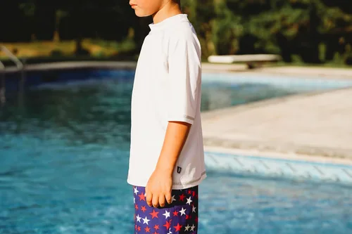 Vista 3 de City Threads camiseta de natación para niños y niñas con protección SPF50 (2T-6)