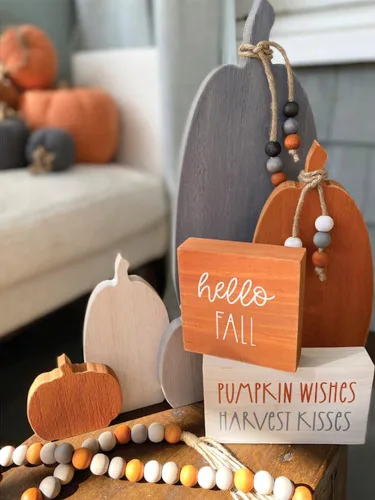 Vista 2 de Collins Painting Letrero de madera envejecida con texto en inglés "Hello Fall", letreros de madera para otoño, decoración rústica del hogar