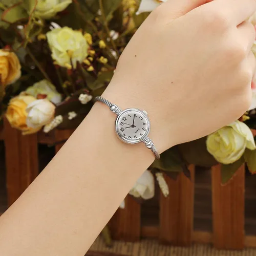Vista 2 de Top Plaza Reloj de pulsera analógico de cuarzo para mujer, elegante, de acero inoxidable, con números arábigos, para vestir