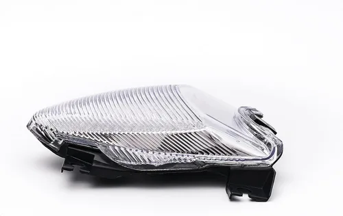 Vista 4 de Luz trasera LED para motocicleta con intermitentes compatible con Boulevard M109/R; Intruder 1800; VZR1800 Lente transparente