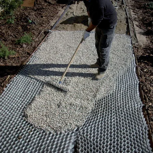 Vista 5 de Geocelda Groundgrid DuPont DPGG-5055 con capacidad de 1.59 kilos por celda