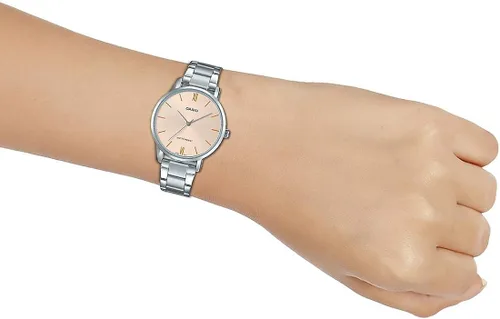 Vista 5 de Casio LTP-VT01D-4B Reloj analógico minimalista de acero inoxidable con esfera melocotón para mujer