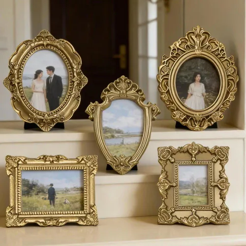 Vista 2 de Miniature Picture Frame,10pcs Small Gold Resin Frames,Vintage Charm Carving Frames for Party Crafts DIY and Wall Hanging