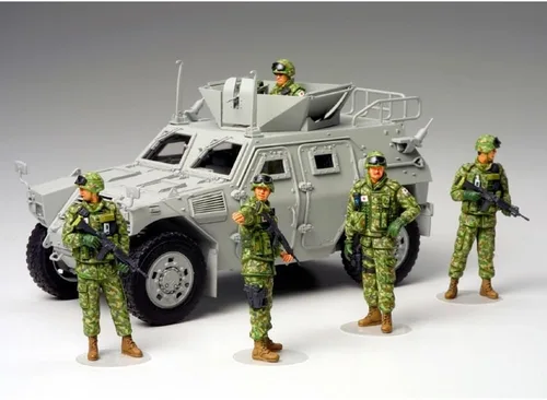 Vista 2 de TAMIYA 35276 1/35 Jgsdf Iraq Equipo de asistencia humana