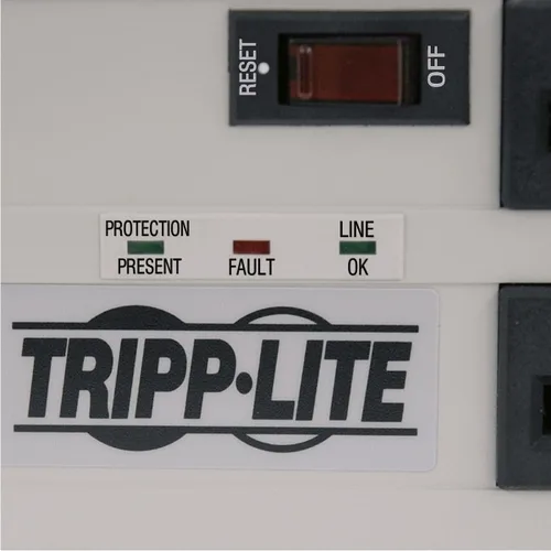 Vista 2 de Tripp lite Isobar Barra protectora con salida de 8 contactos contra sobretensiones, con cable de 25 pies, enchufe de ángulo recto para diagnóstico