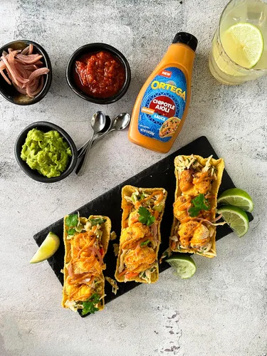 Vista 5 de Ortega Salsa cremosa para tacos, alioli de chipotle, 9 onzas