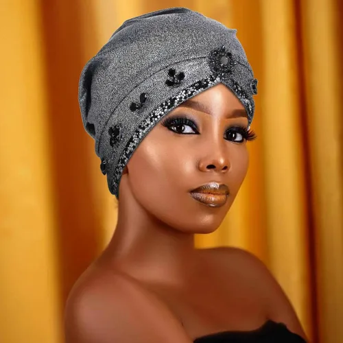 Vista 6 de Woeoe Turbante africano con diamantes de imitación, gorro de cabeza con cristales brillantes, turbantes preatados para mujeres y niñas, color negro