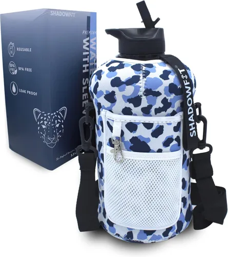 Vista 9 de Shadowfit Botellas de agua de medio galón (74 onzas, 2.2 litros) con mango de tapa de popote y funda de almacenamiento, soporte grande para jarra