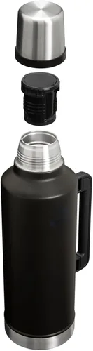 Vista 2 de Stanley Botella Térmica Clásica Legendaria al Vacío 2.5 qt Boca Ancha con Tapa de Taza a Prueba de Fugas Mantiene las Bebidas Calientes o Frías