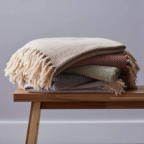 Vista 6 de DII Colección de Mantas Chevron de Algodón Tejido en Telar, 50x60 pulgadas, Rojo Granero