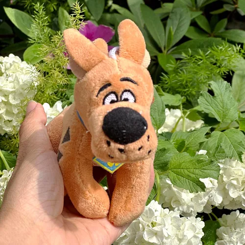 Vista 9 de Scoooby Doo - Llavero de felpa de 6 pulgadas para bolsa, mochila, animal de peluche, regalo de perro, relleno de calcetines para niños