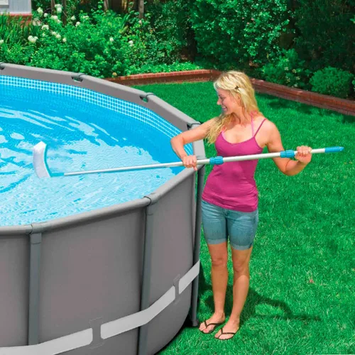 Vista 5 de Cepillo Curvado para Piscina Intex 41,5 x 8 x 17 cm