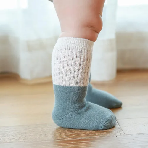 Vista 3 de Calcetines de algodón para bebés y niñas, calcetines de algodón para recién nacidos, antideslizantes, antideslizantes, para niños pequeños