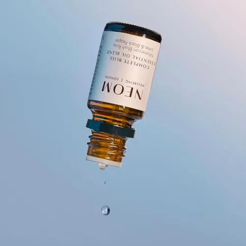 Vista 6 de NEOM - Mezcla de aceites esenciales, 0.3 fl oz Lavanda, jazmín y sándalo Aceites difusores de aromaterapia con mezcla de aceites esenciales
