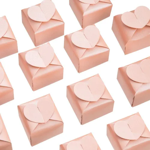 Vista 13 de AWELL Caja de dulces de regalo negra con puntos dorados a granel de 2 x 2 x 2 pulgadas con cinta para recuerdos de fiesta, puntos dorados, paquete