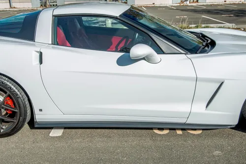 Vista 10 de Repuesto para modelos base Chevrolet Corvette C6 2005-2013 Falda lateral estilo ZR1, extensión de paneles basculantes con par de aletas de barro