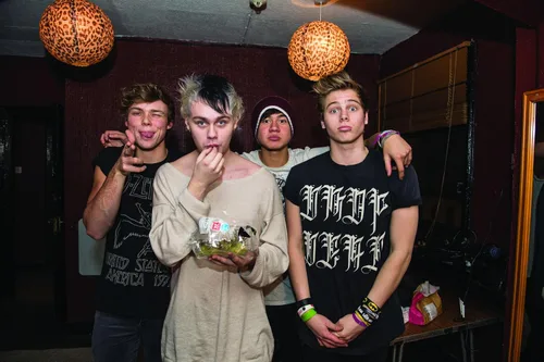 Vista 4 de 5 Seconds of Summer