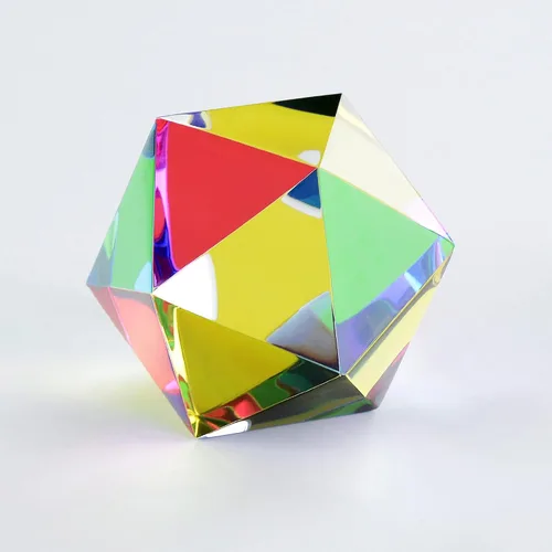 Vista 6 de CMY Cubes The Motus (1.969 in) - Poliedro cian, magenta y amarillo - Mezcla de colores sustractiva icosaedro óptico - Enseña la mezcla