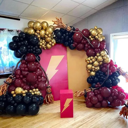 Vista 5 de Kit de guirnalda de arco de globos burdeos, 154 globos burdeos granate negro y dorado para baby shows, boda, novia, despedida de soltera, asistente