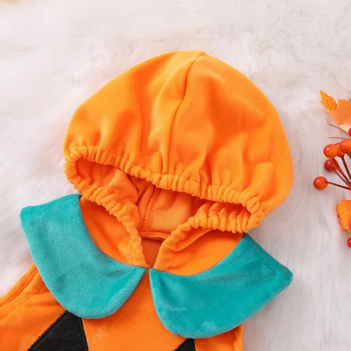 Vista 4 de Disfraz de Halloween mullido para bebés y niñas con estampado de cara de fantasma, sudadera con capucha para cosplay